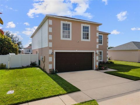 A home in WINTER HAVEN