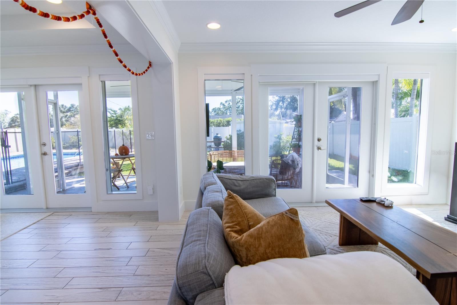 SNELL SHORES MANOR - Residential