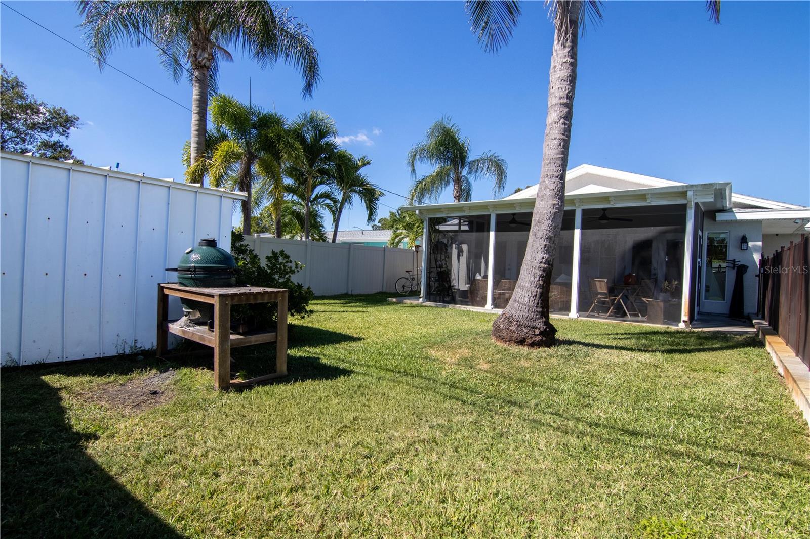 SNELL SHORES MANOR - Residential