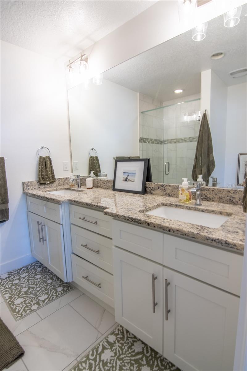 SNELL SHORES MANOR - Residential