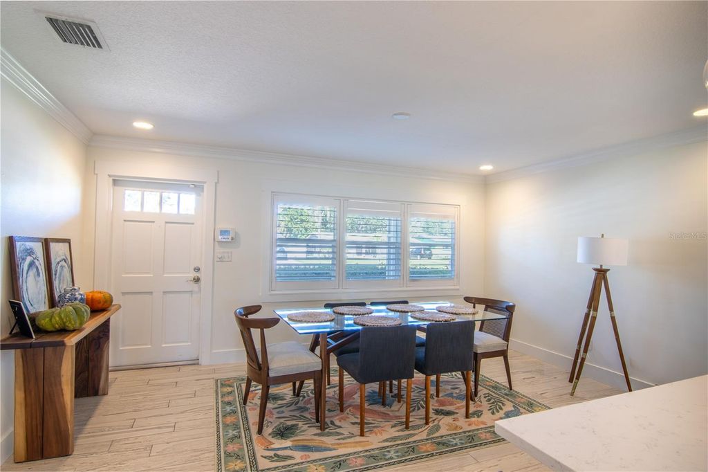 Photo of 600 43rd Avenue NE, St Petersburg, FL 33703 (MLS # TB8438903)