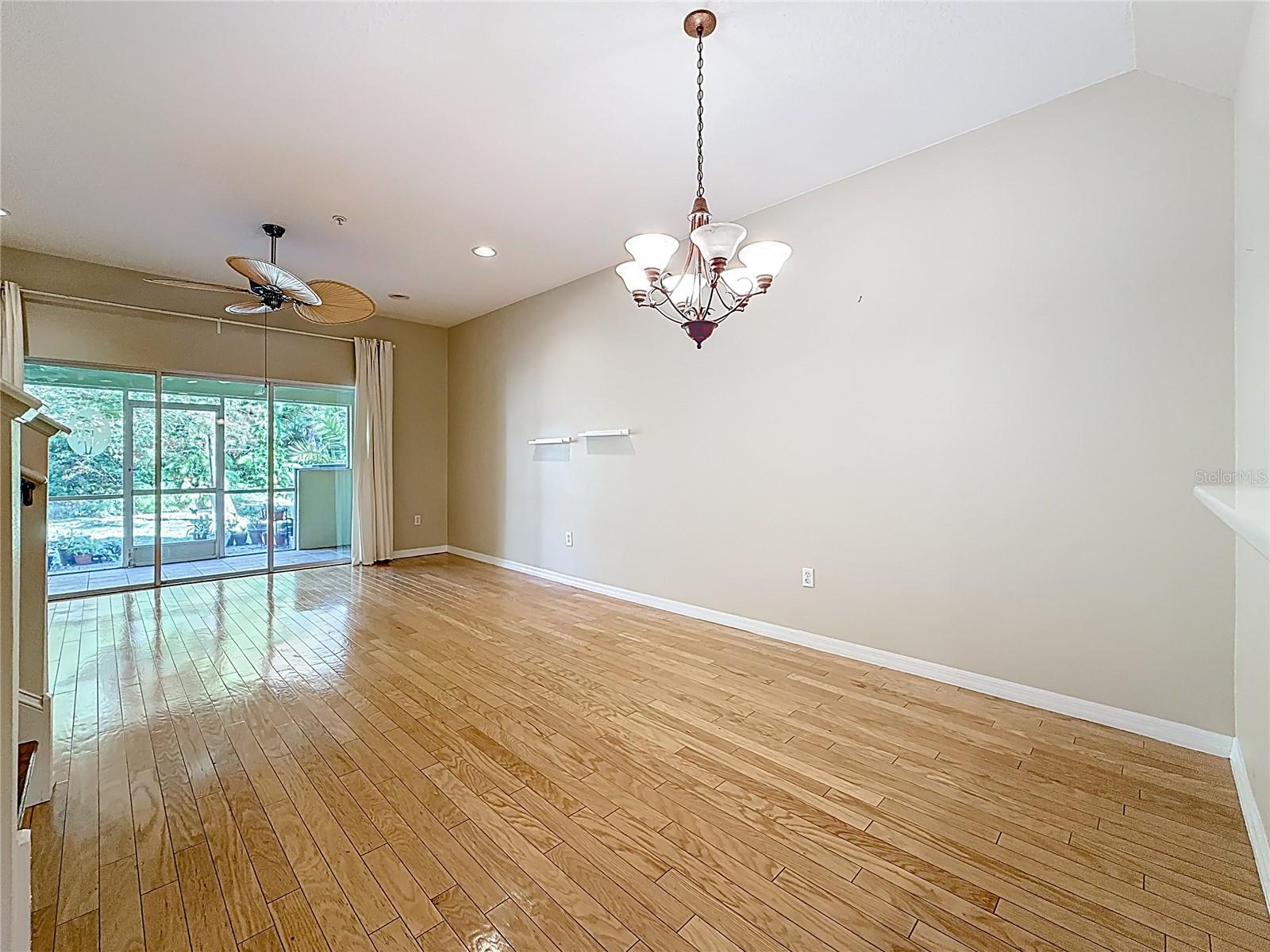 KAPOK GRAND - Residential