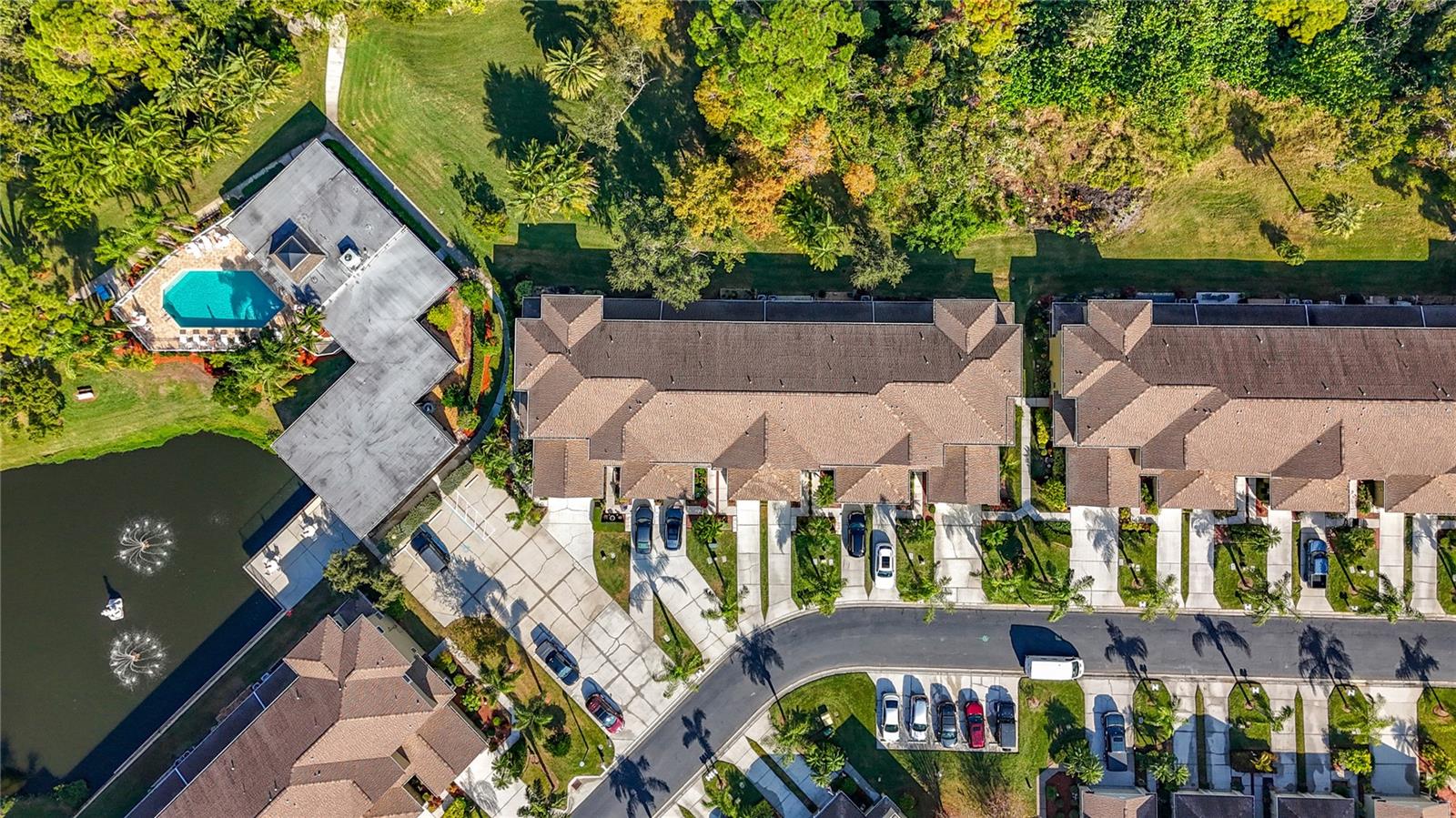 11142 KAPOK GRAND CIRCLE