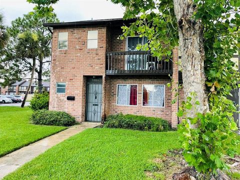 Photo of 5084 Downing Street #2, Orlando, FL 32839 (MLS # O6391802)