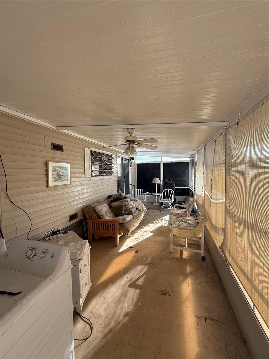 1475 FLAMINGO DRIVE 121