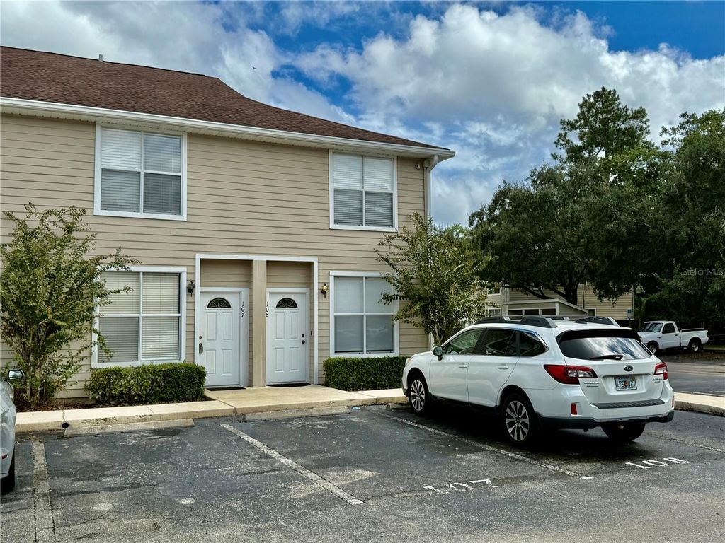 Photo of 3901 SW 20th Avenue #107, Gainesville, FL 32607 (MLS # GC534182)