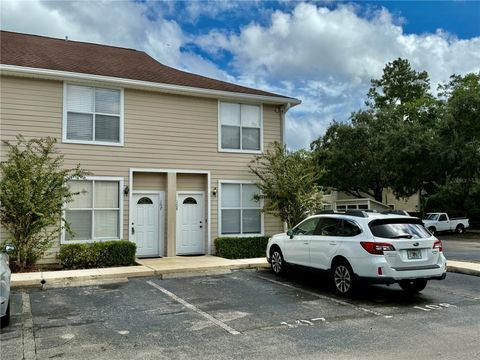 Photo of 3901 SW 20th Avenue #107, Gainesville, FL 32607 (MLS # GC534182)