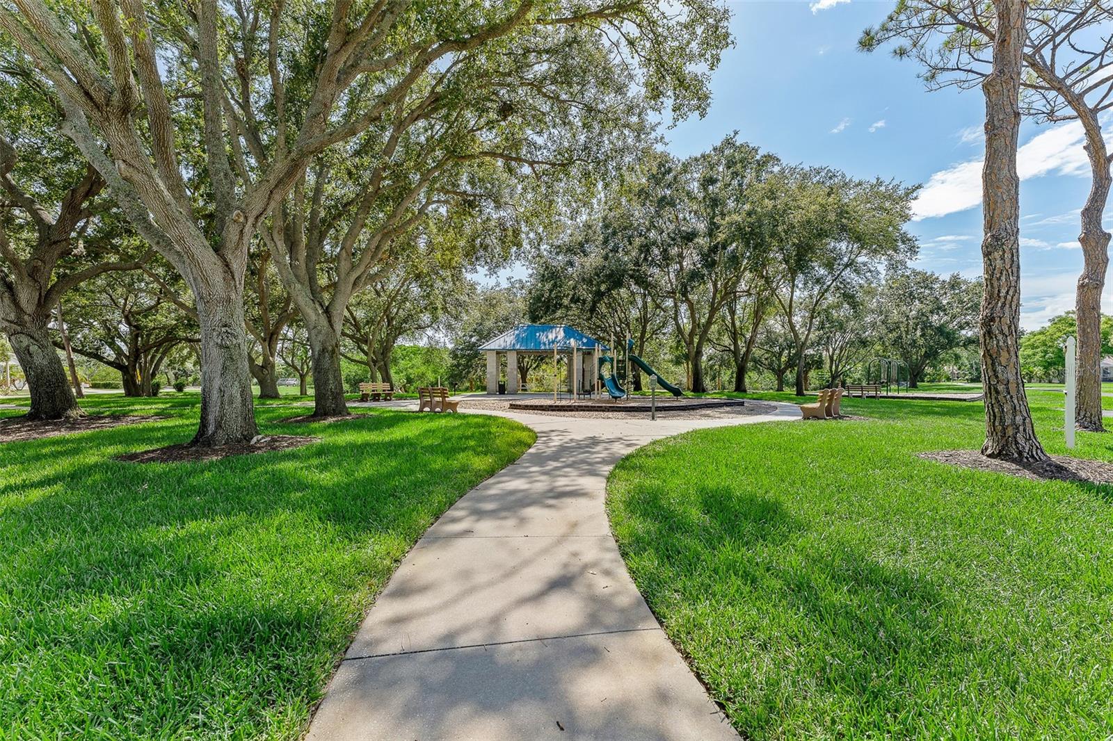 RIVER WATCH - Residential