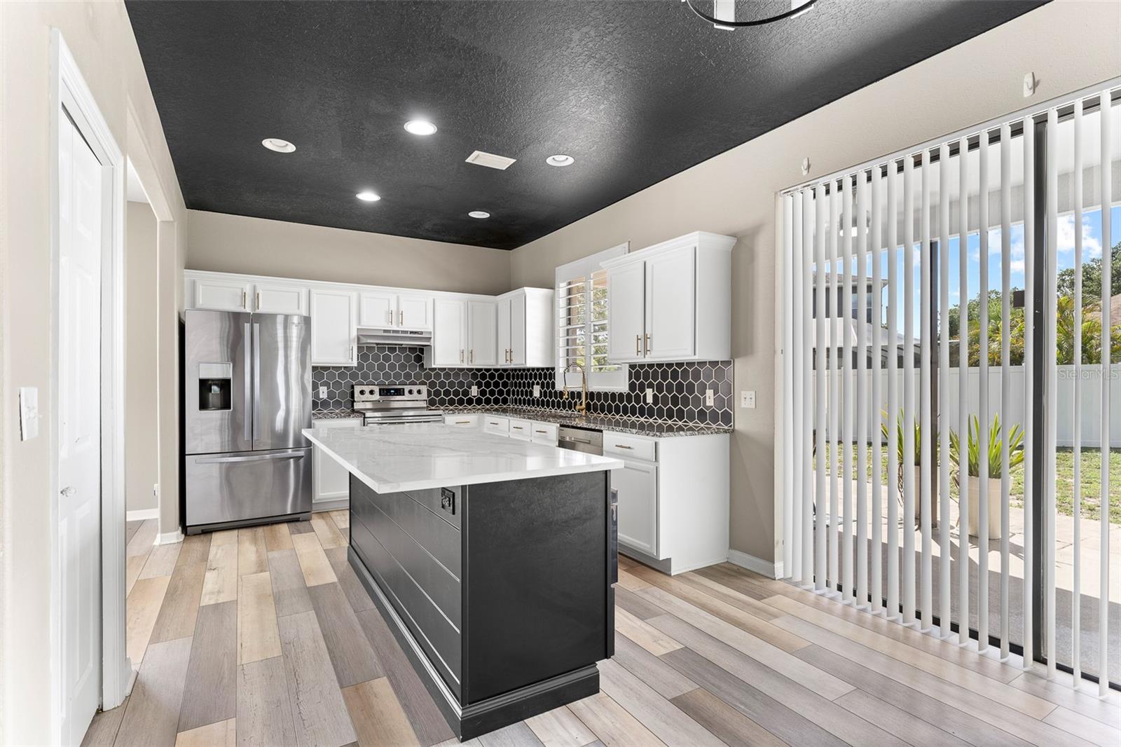 RIVER WATCH - Residential