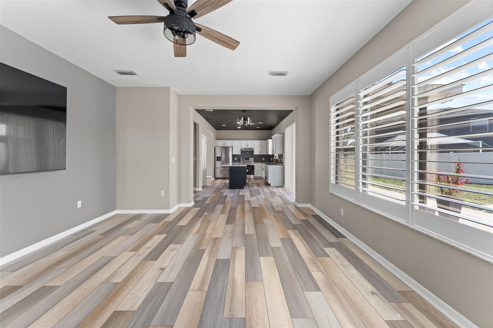 RIVER WATCH - Residential