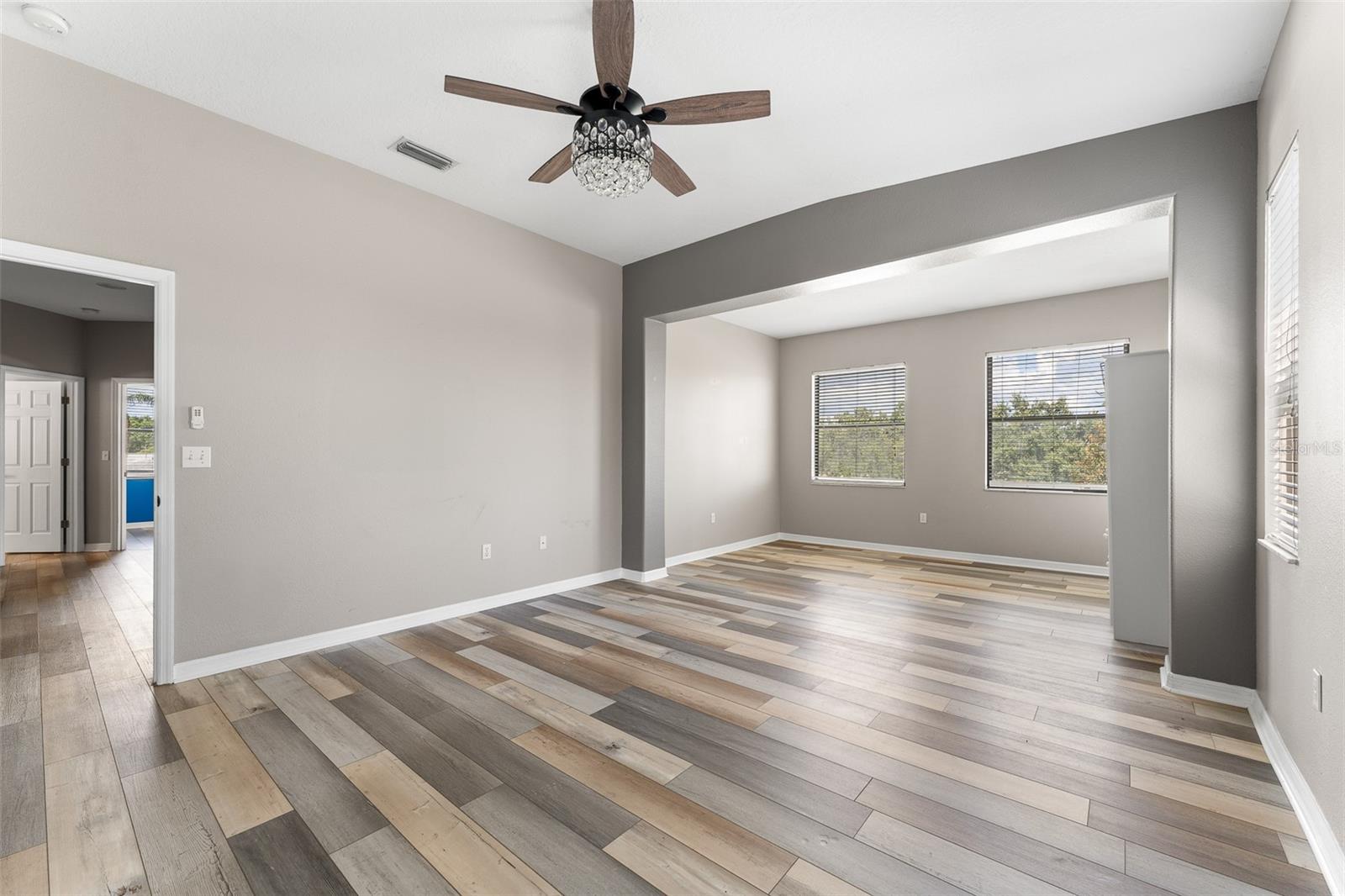 RIVER WATCH - Residential