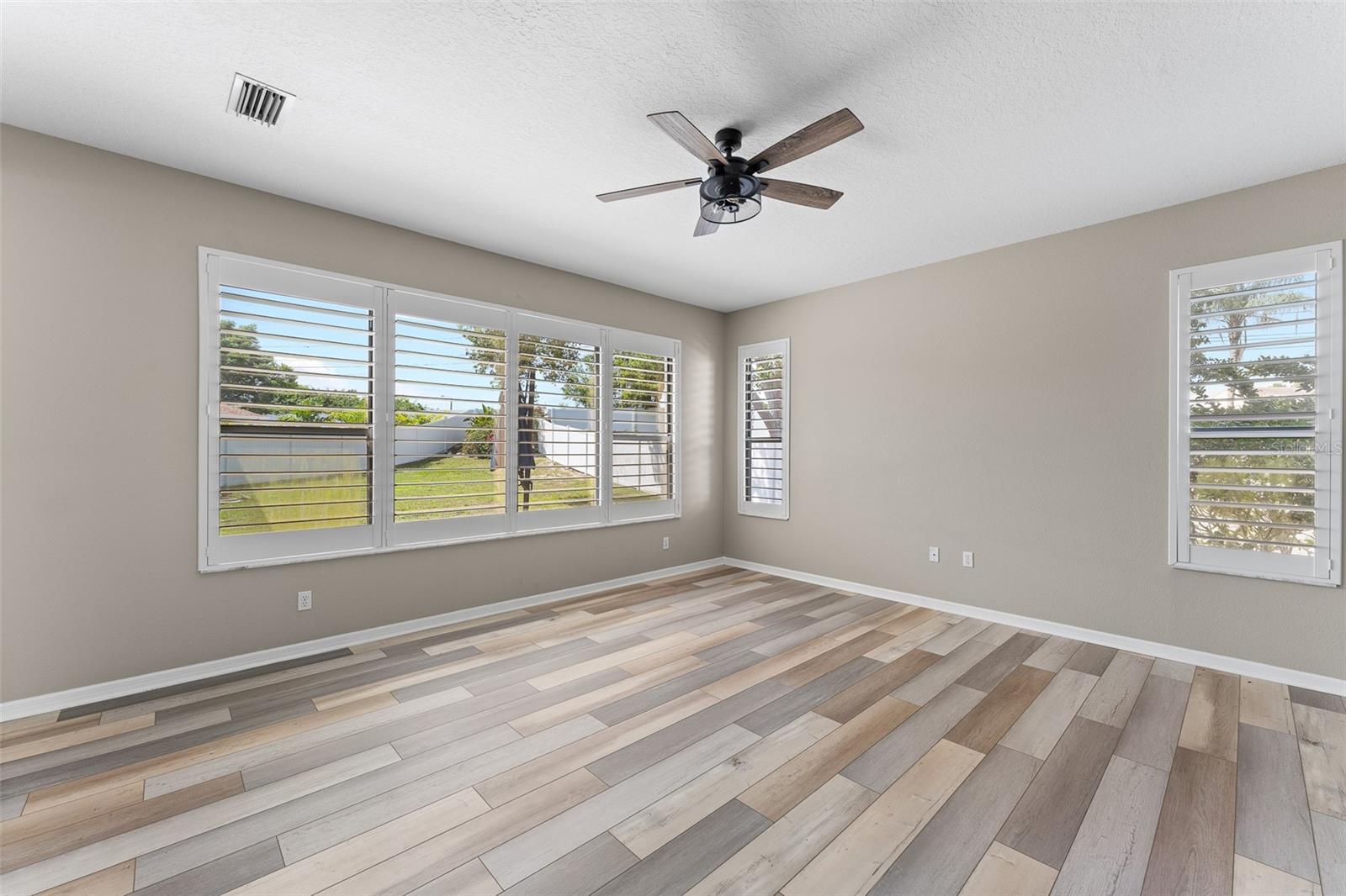 RIVER WATCH - Residential