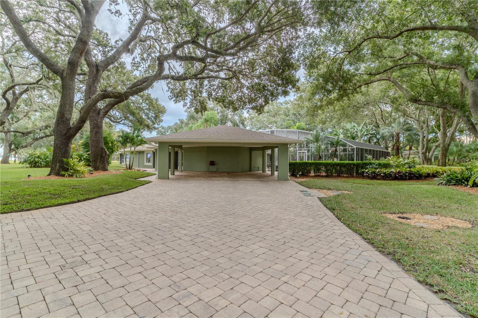 8010 LAKE LOWERY ROAD