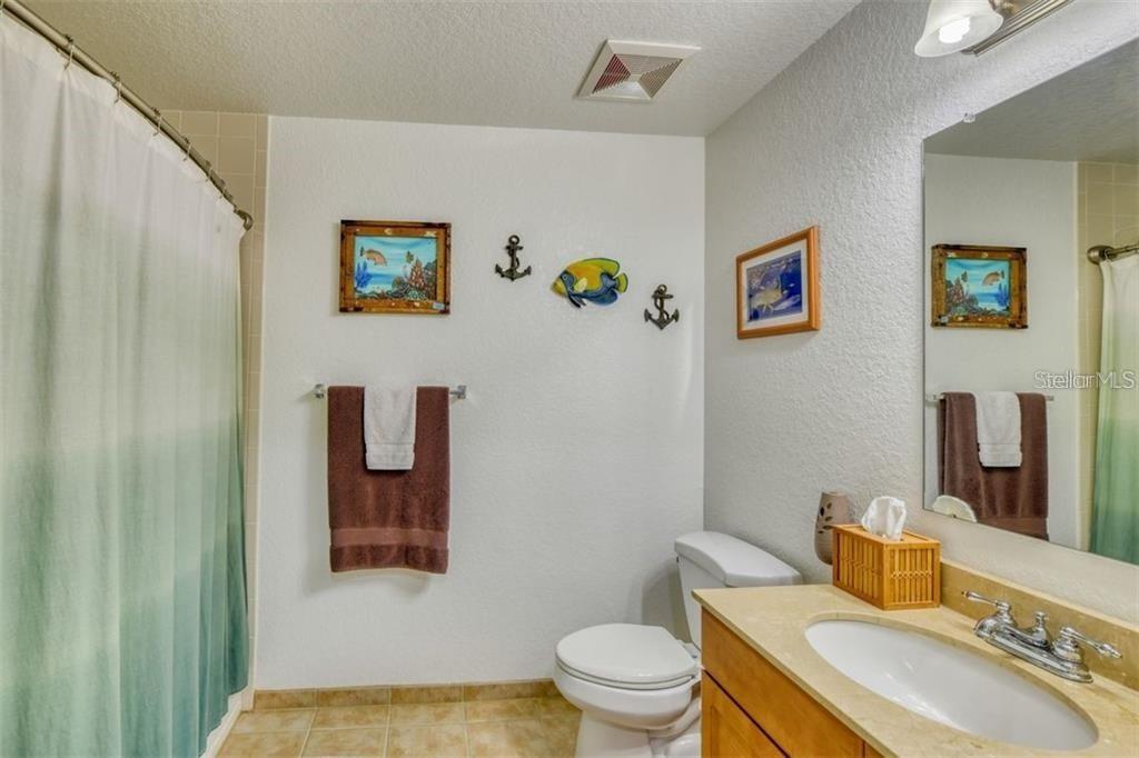 BROADWAY PROMENADE - Residential Lease