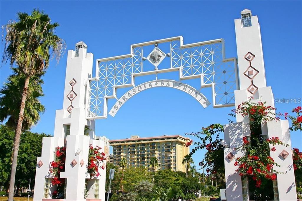 BROADWAY PROMENADE - Residential Lease