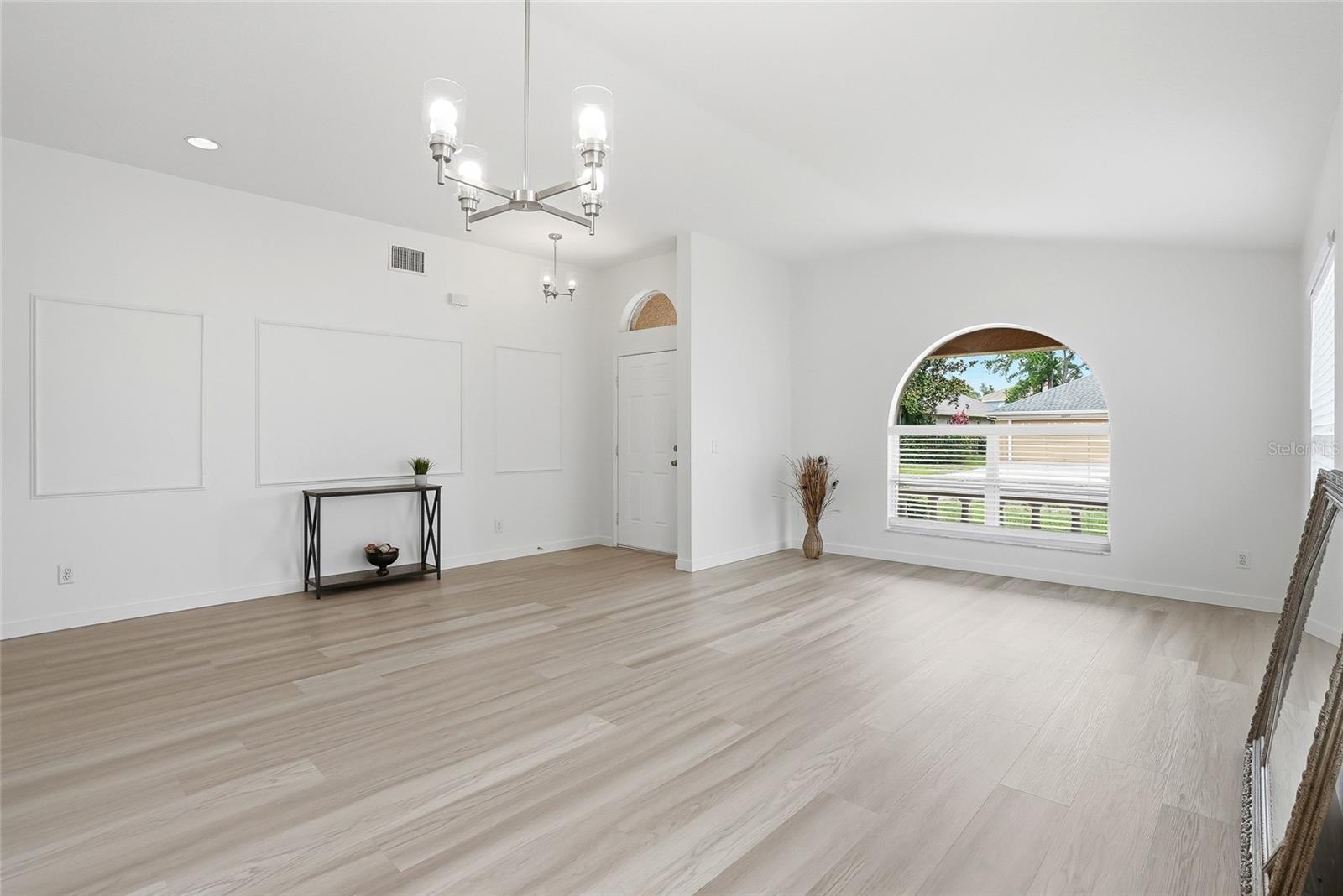 IVY LAKE ESTATES - Residential