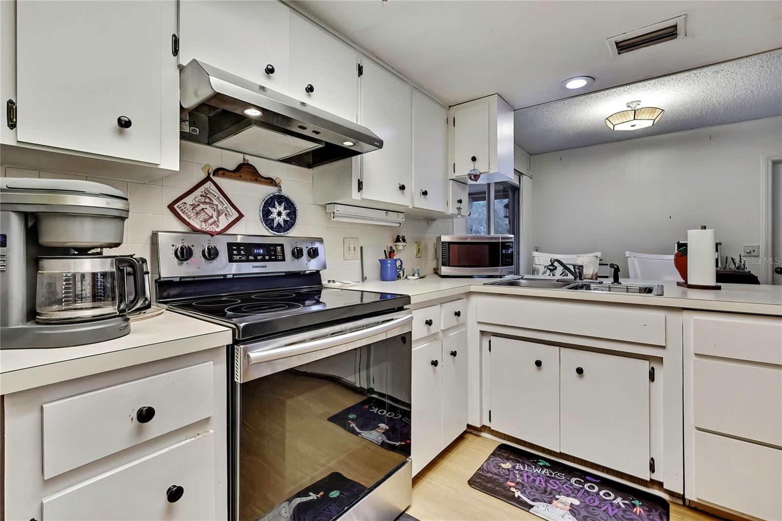 INVERNESS HIGHLANDS SOUTH - Residential