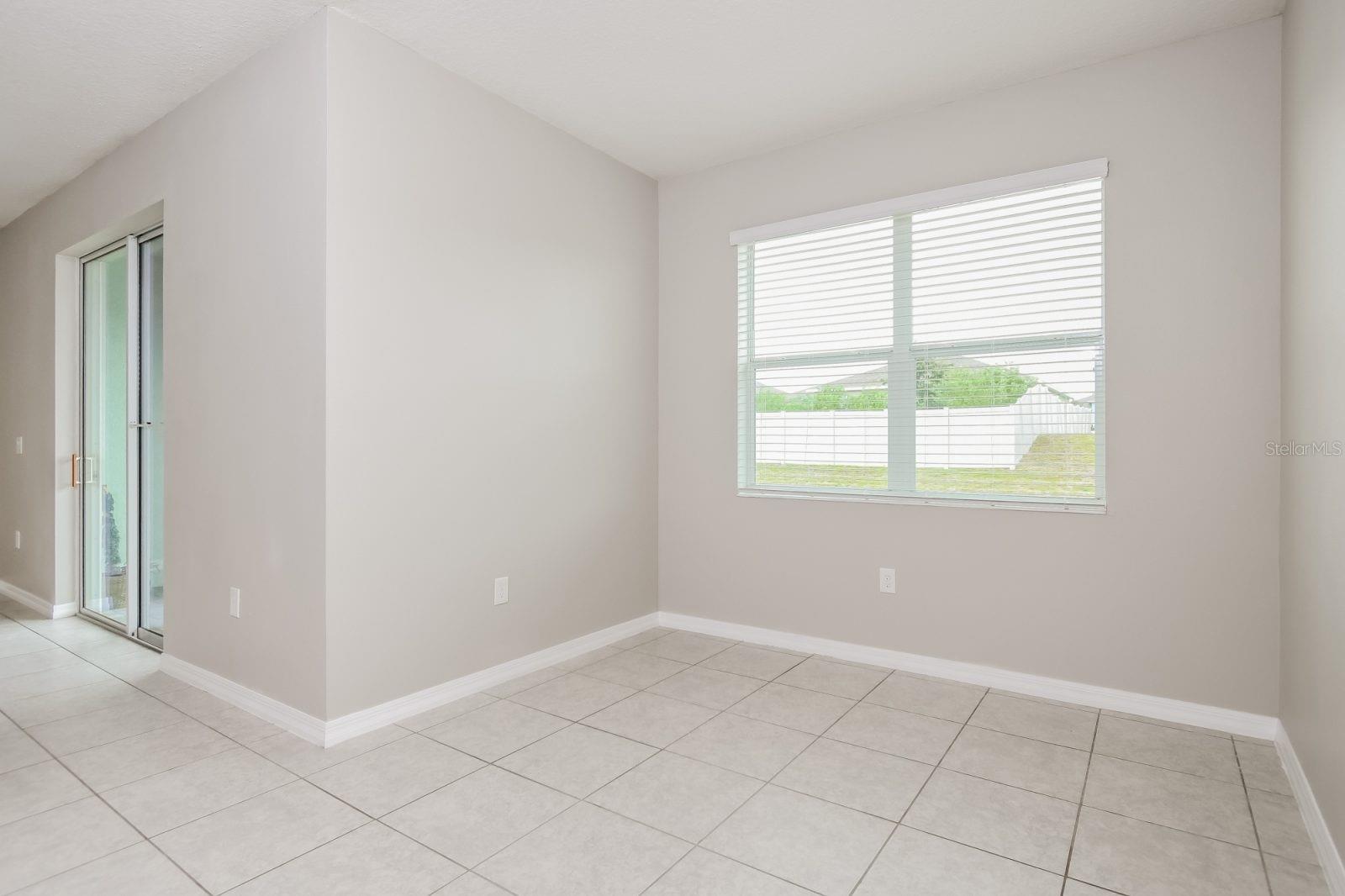 TARPON BAY PH I - Residential Lease