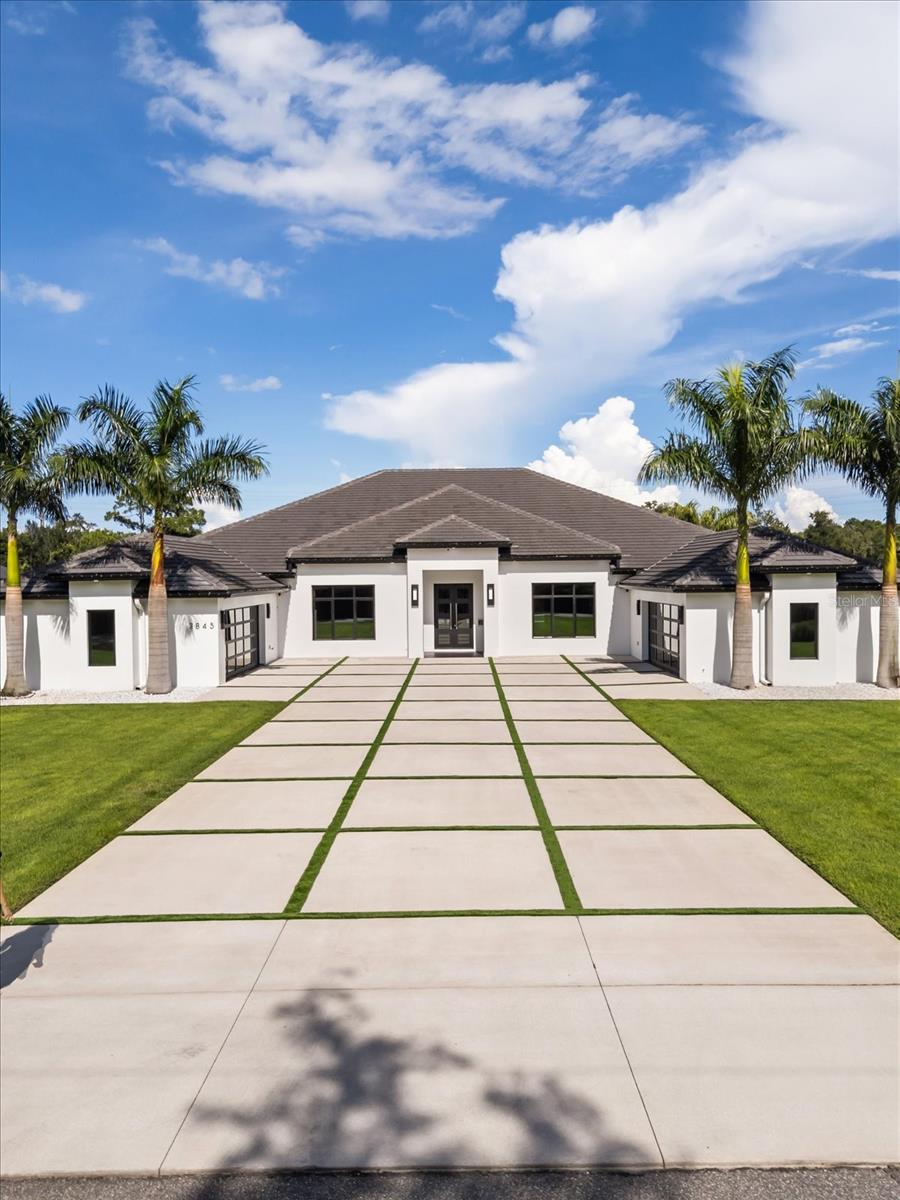 WATERSIDE - Residential