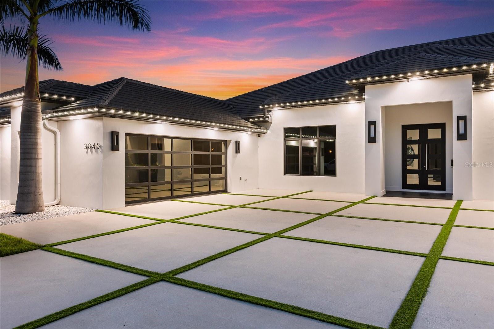 WATERSIDE - Residential