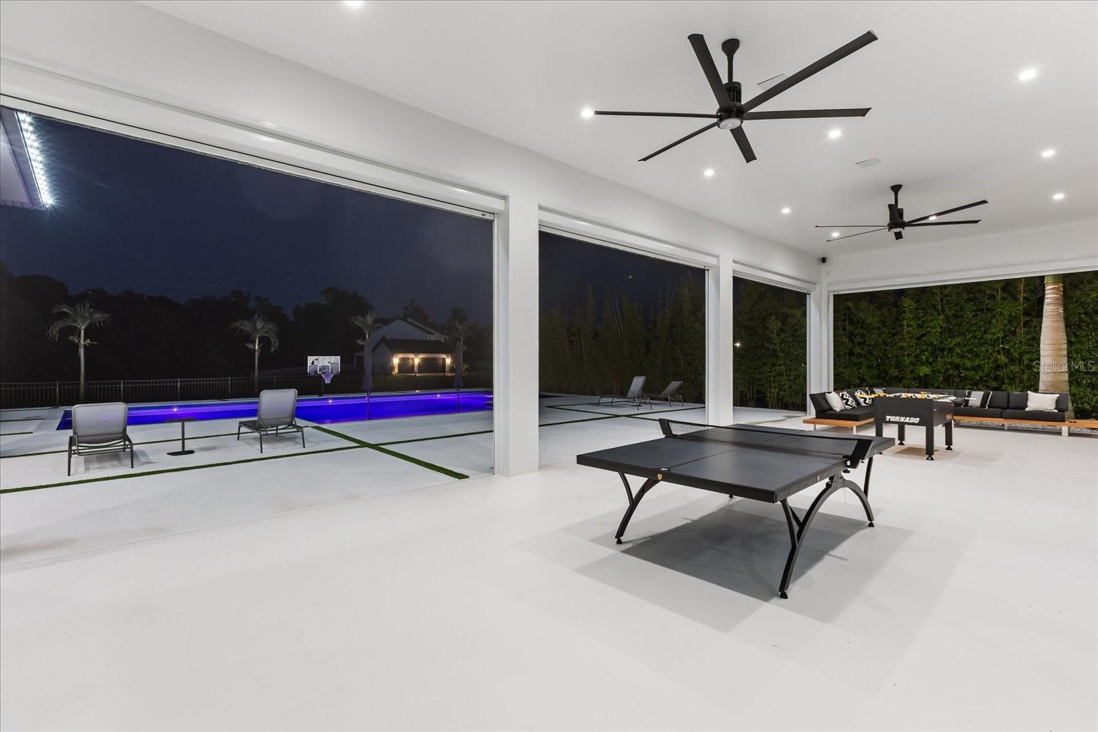 WATERSIDE - Residential