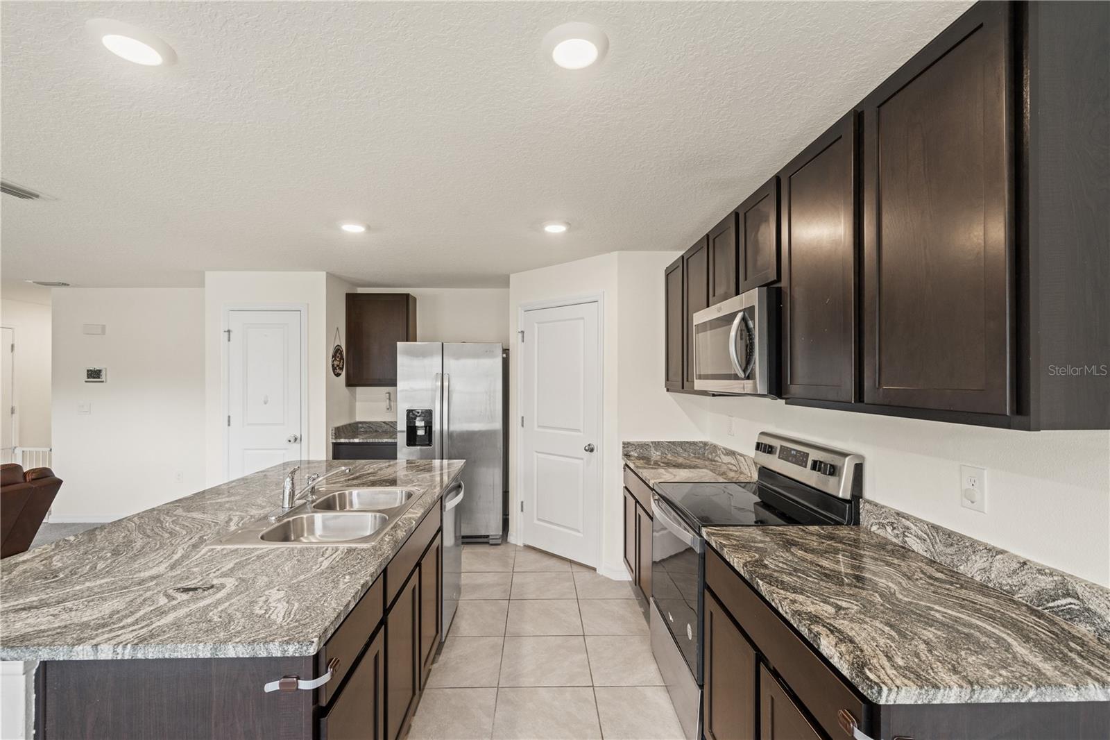 HERITAGE HILLS - Residential