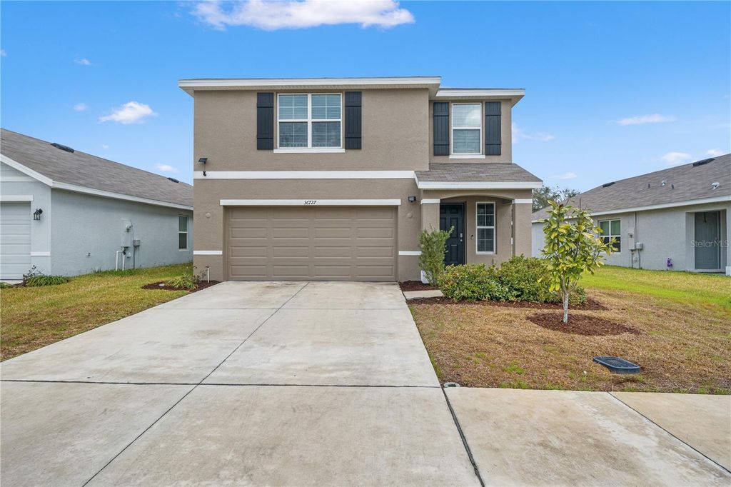 Photo of 36727 Spanish Rose Drive, Dade City, FL 33525 (MLS # TB8482037)