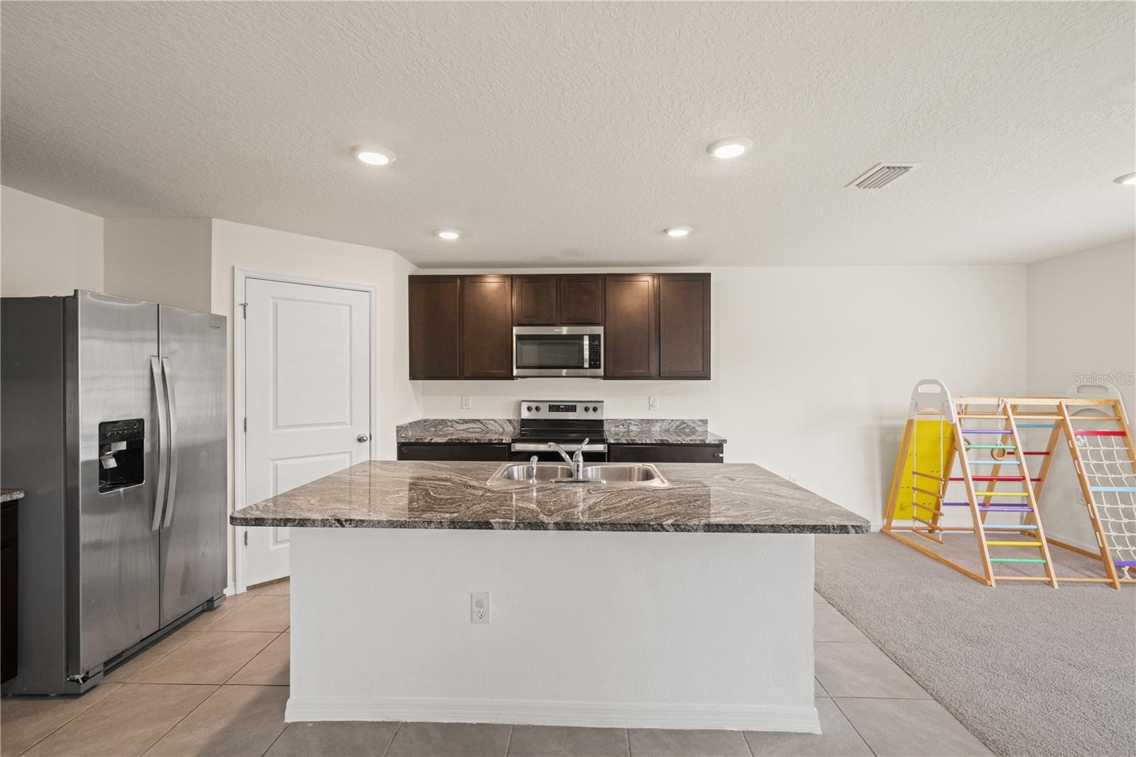 HERITAGE HILLS - Residential