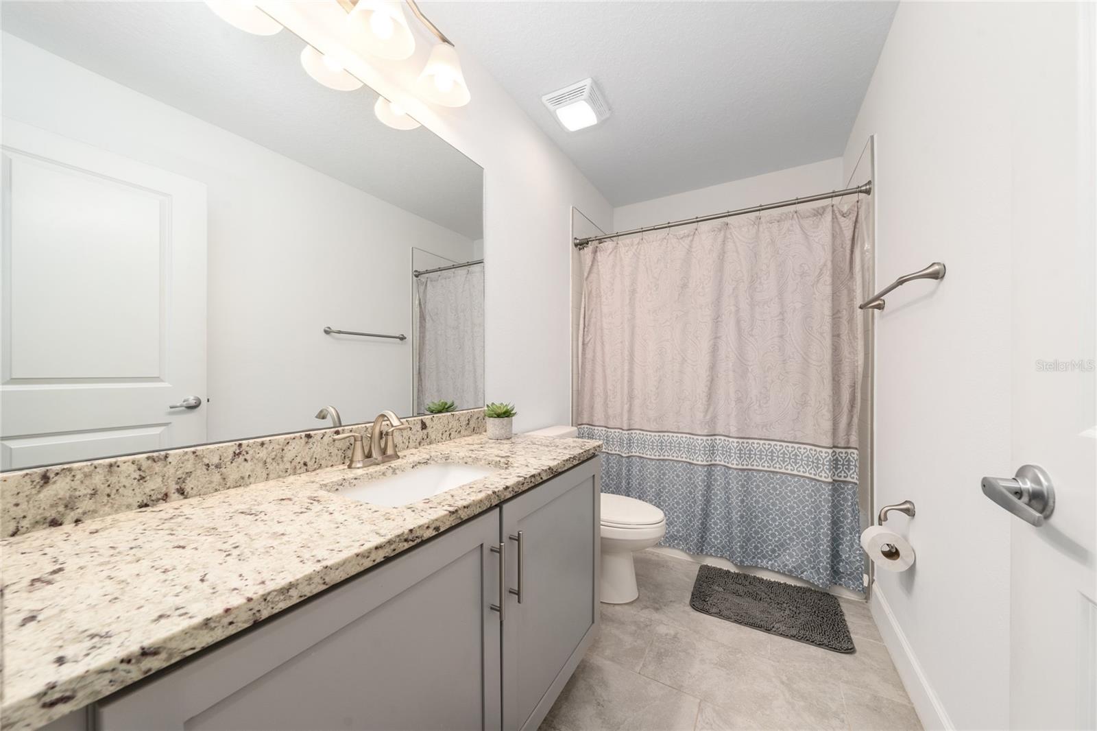 TERRA ESMERALDA TWNHMS - Residential