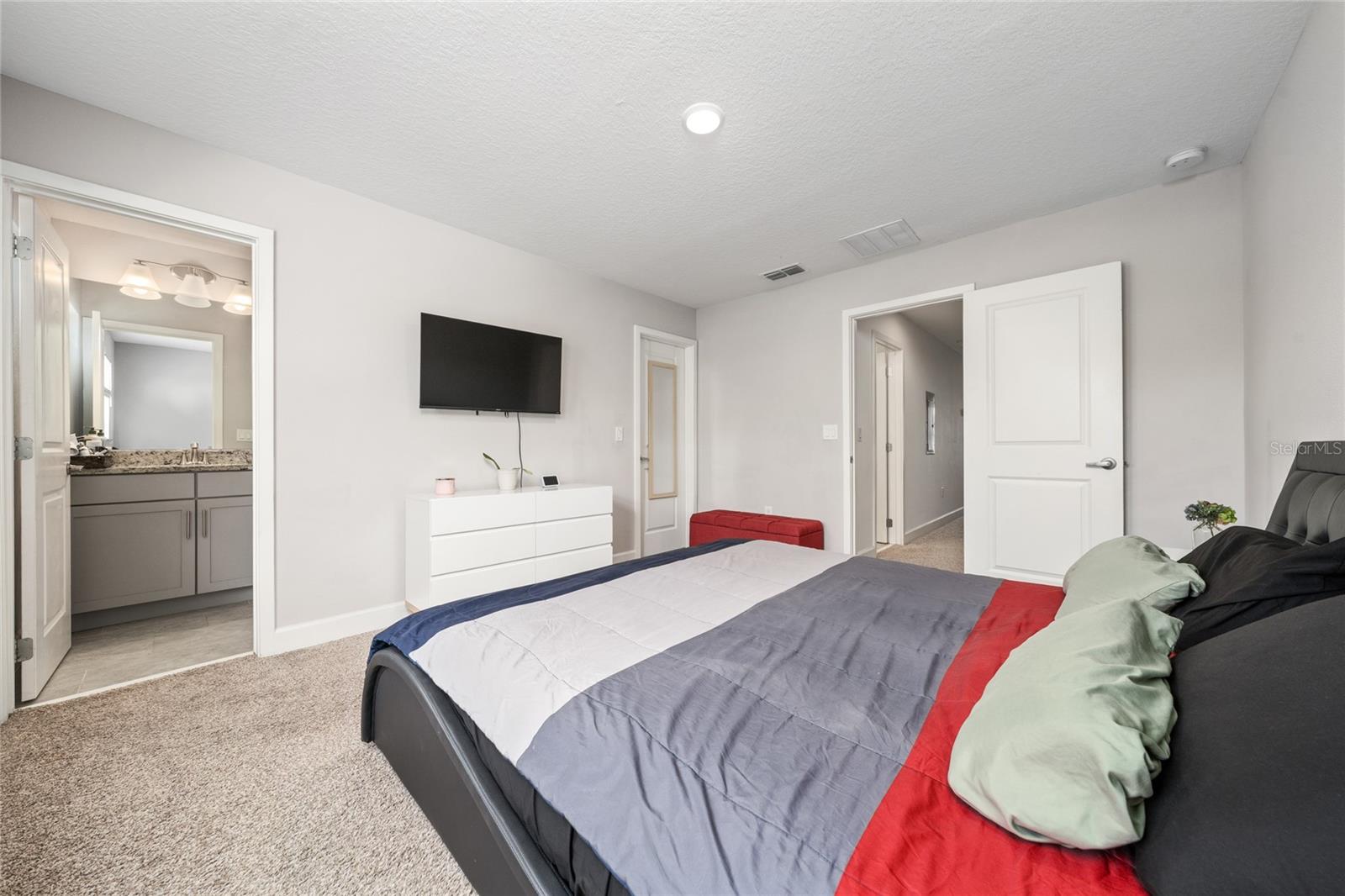 TERRA ESMERALDA TWNHMS - Residential