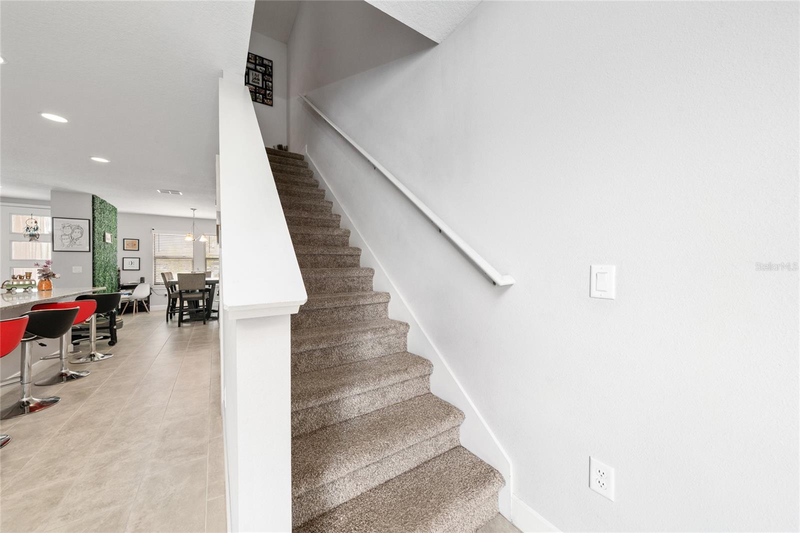 TERRA ESMERALDA TWNHMS - Residential