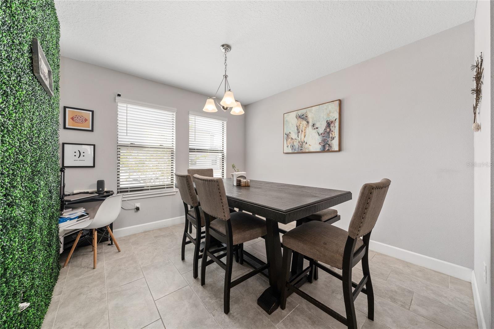 TERRA ESMERALDA TWNHMS - Residential