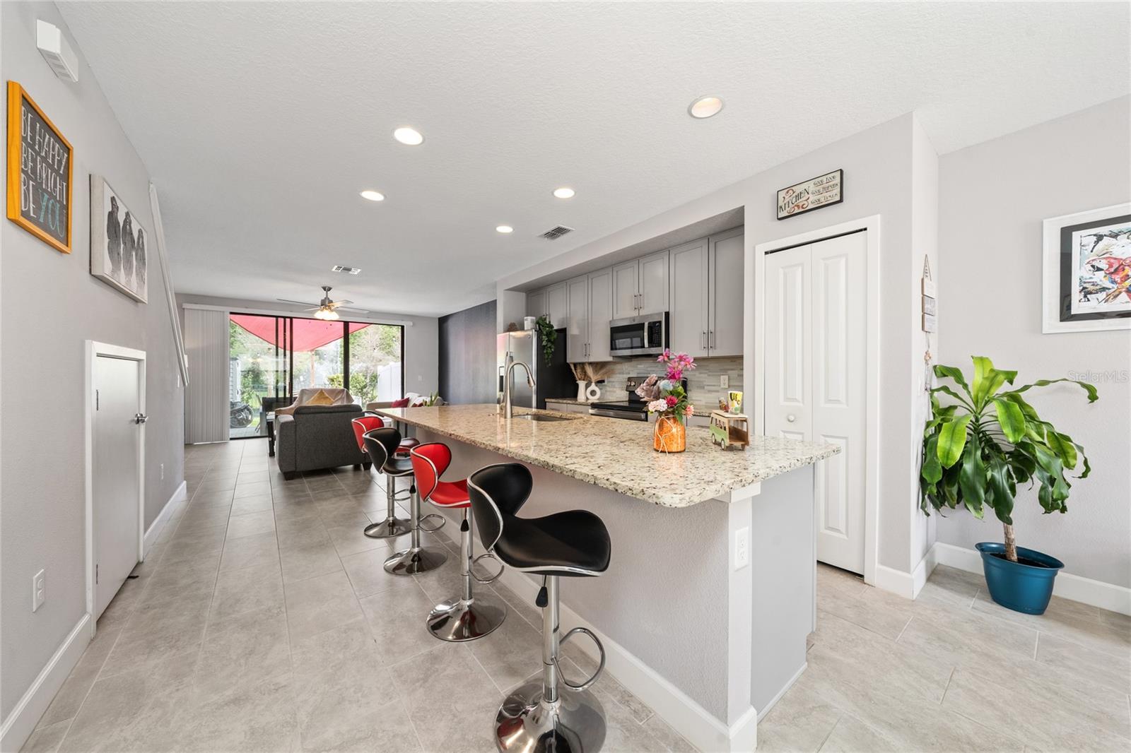 TERRA ESMERALDA TWNHMS - Residential