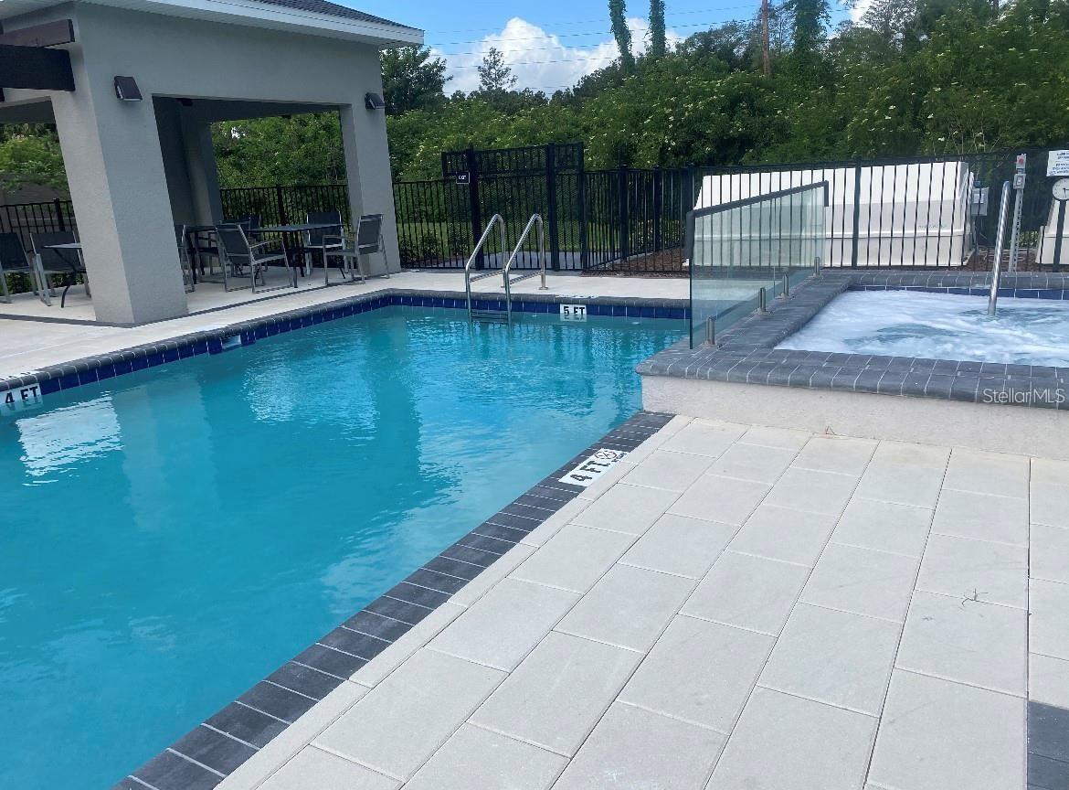 TERRA ESMERALDA TWNHMS - Residential