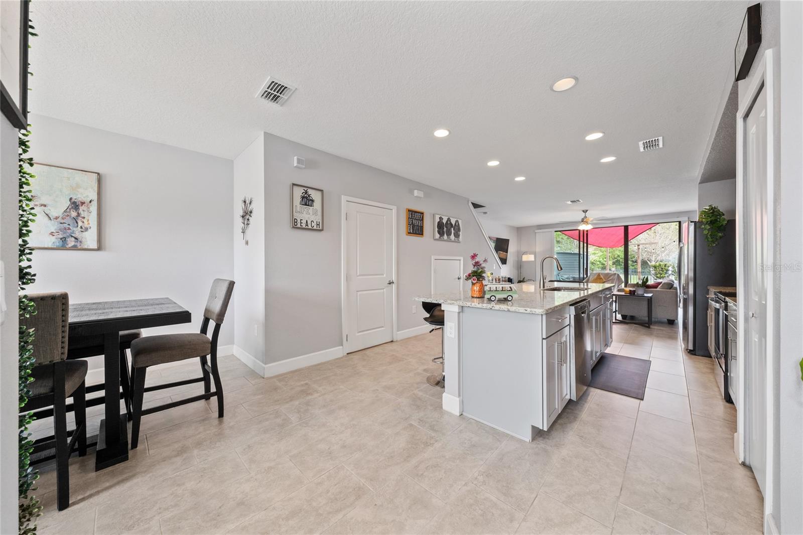 TERRA ESMERALDA TWNHMS - Residential