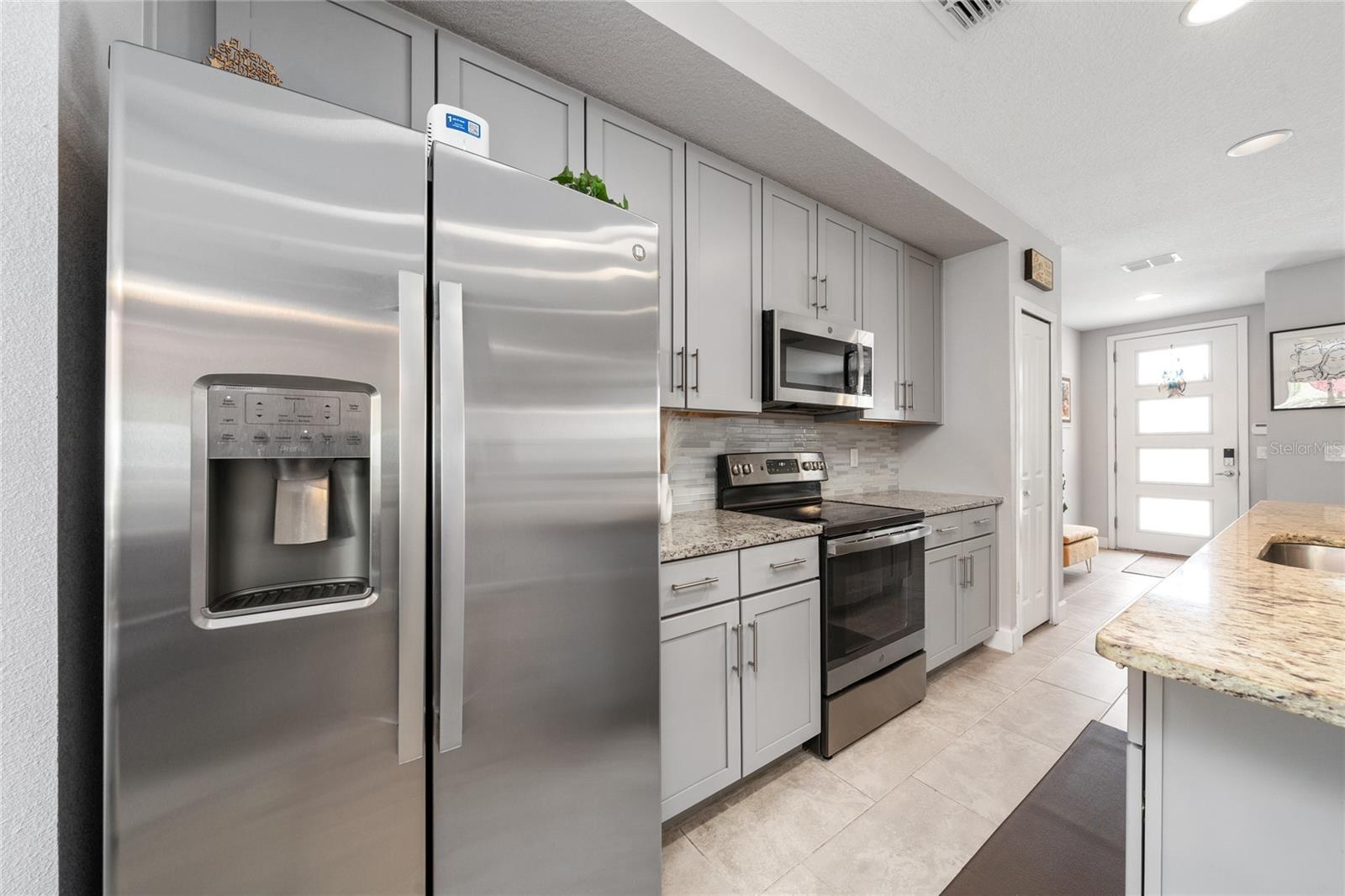 TERRA ESMERALDA TWNHMS - Residential