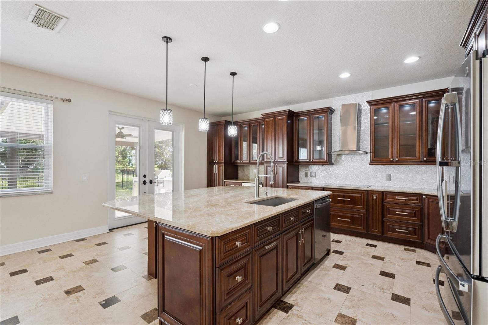 10107 MALPAS POINT