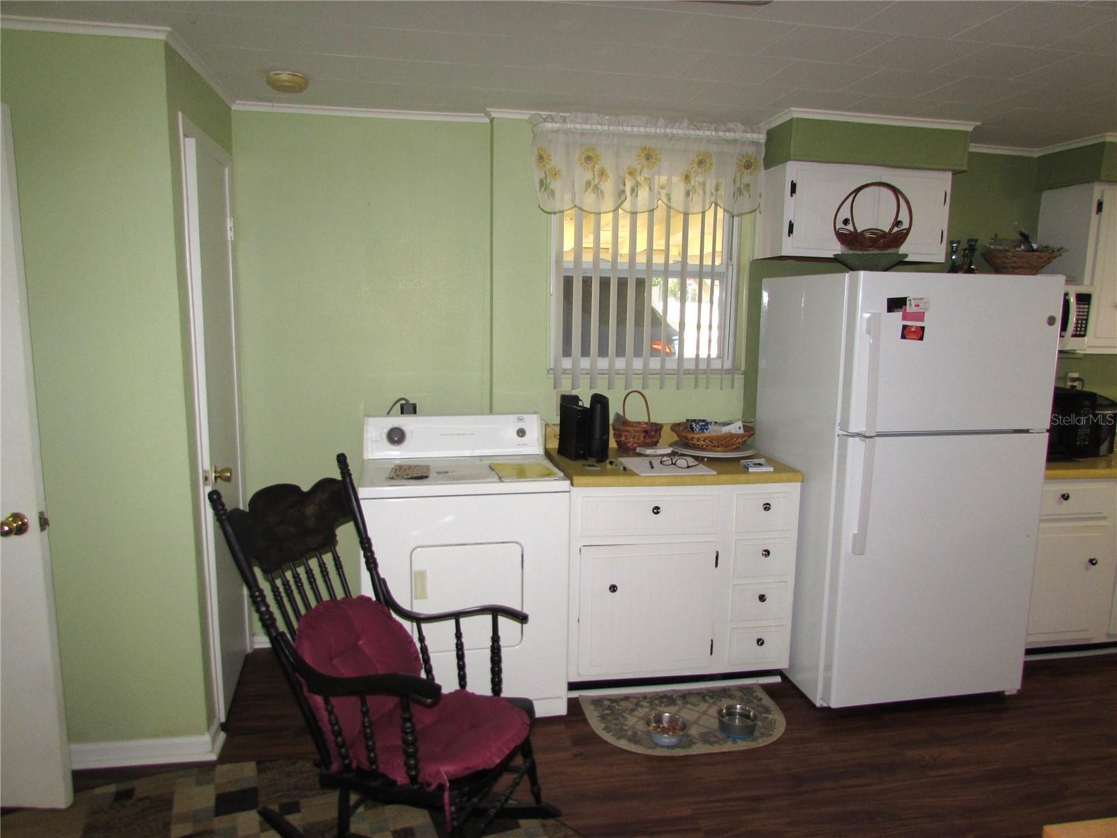 ELLSWORTH POINT 1ST ADD - Residential