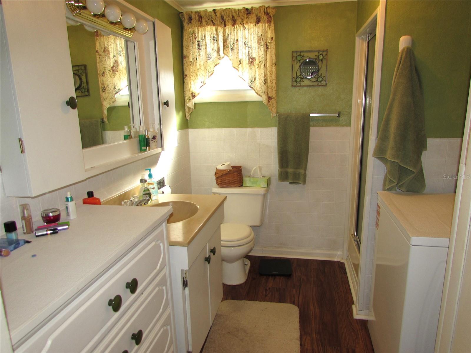 ELLSWORTH POINT 1ST ADD - Residential