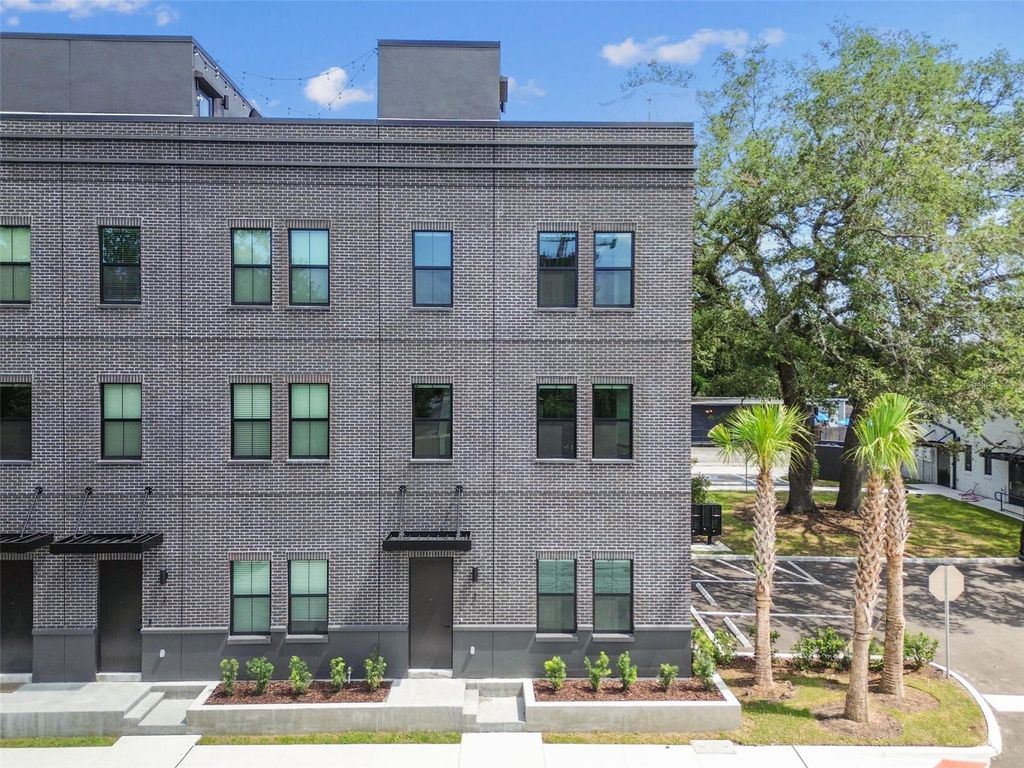 Photo of 1218 E Kay Street #18, Tampa, FL 33602 (MLS # TB8526753)