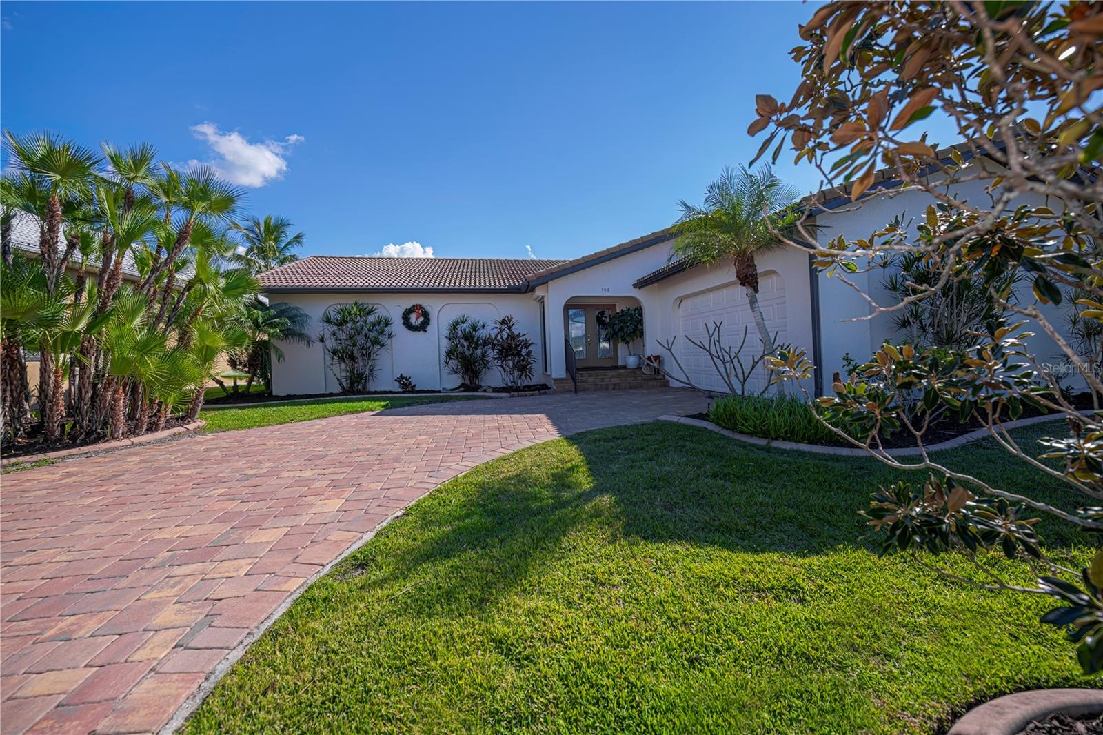 PUNTA GORDA ISLES SEC 15 - Residential