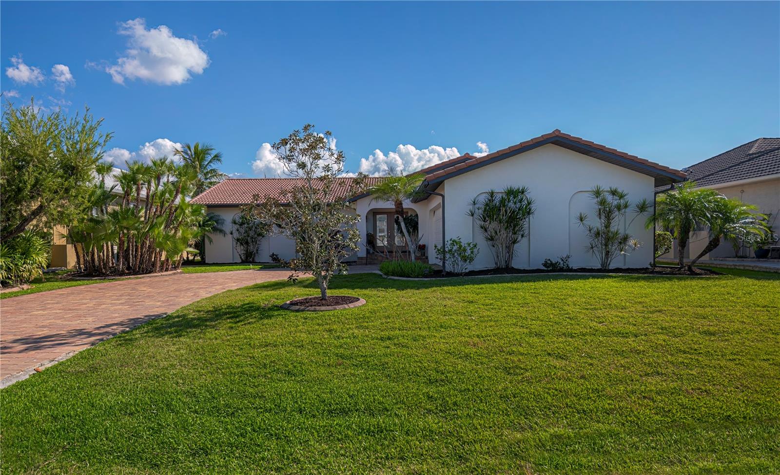 PUNTA GORDA ISLES SEC 15 - Residential