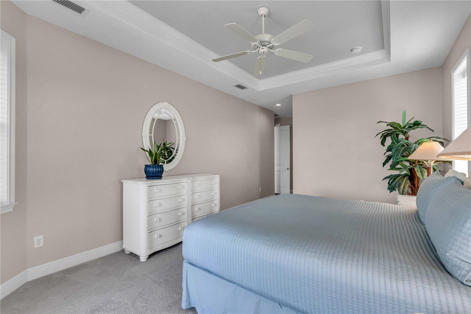 COTTAGES OF CURRY CREEK - Residential Lease