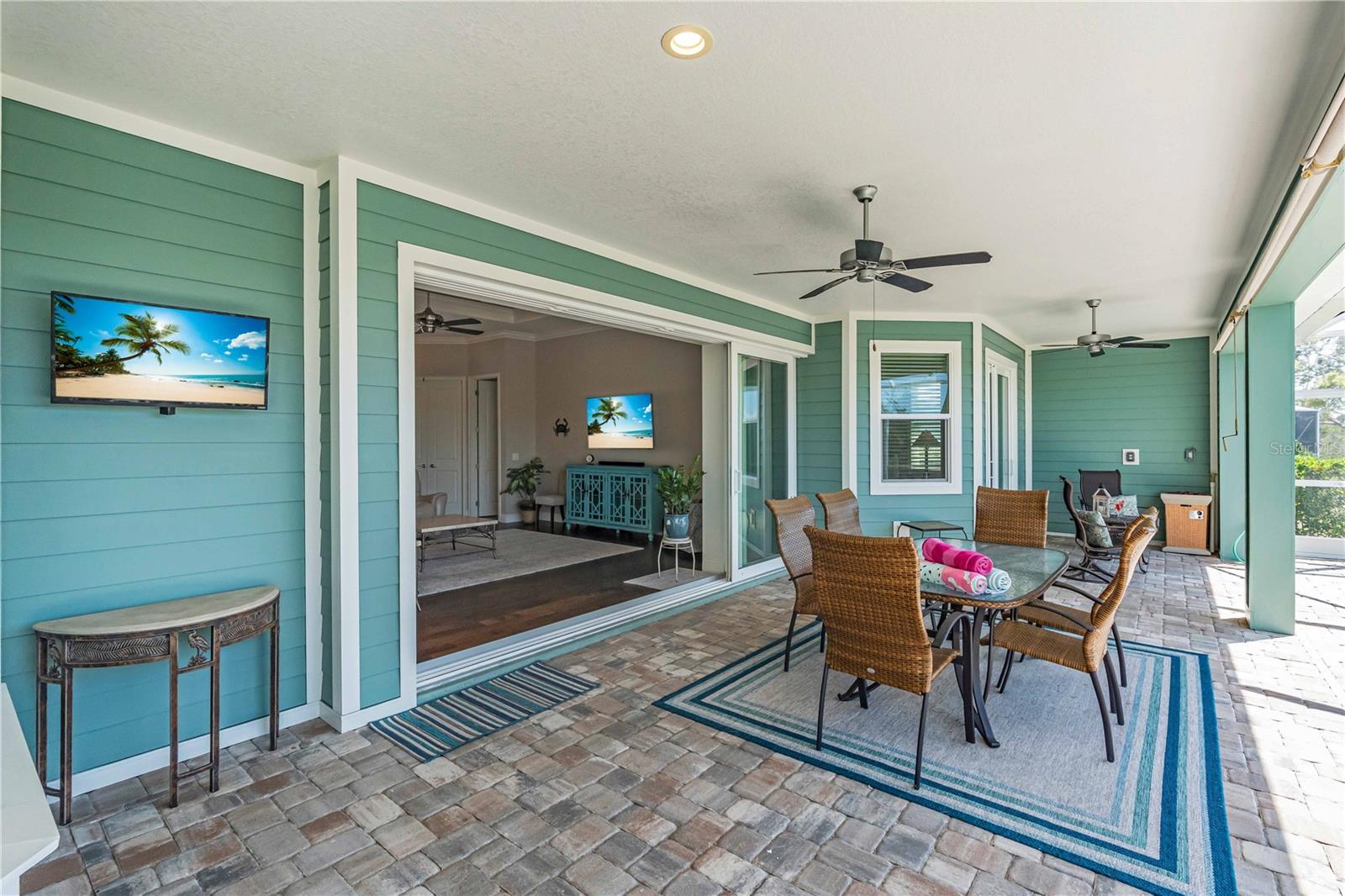 COTTAGES OF CURRY CREEK - Residential Lease