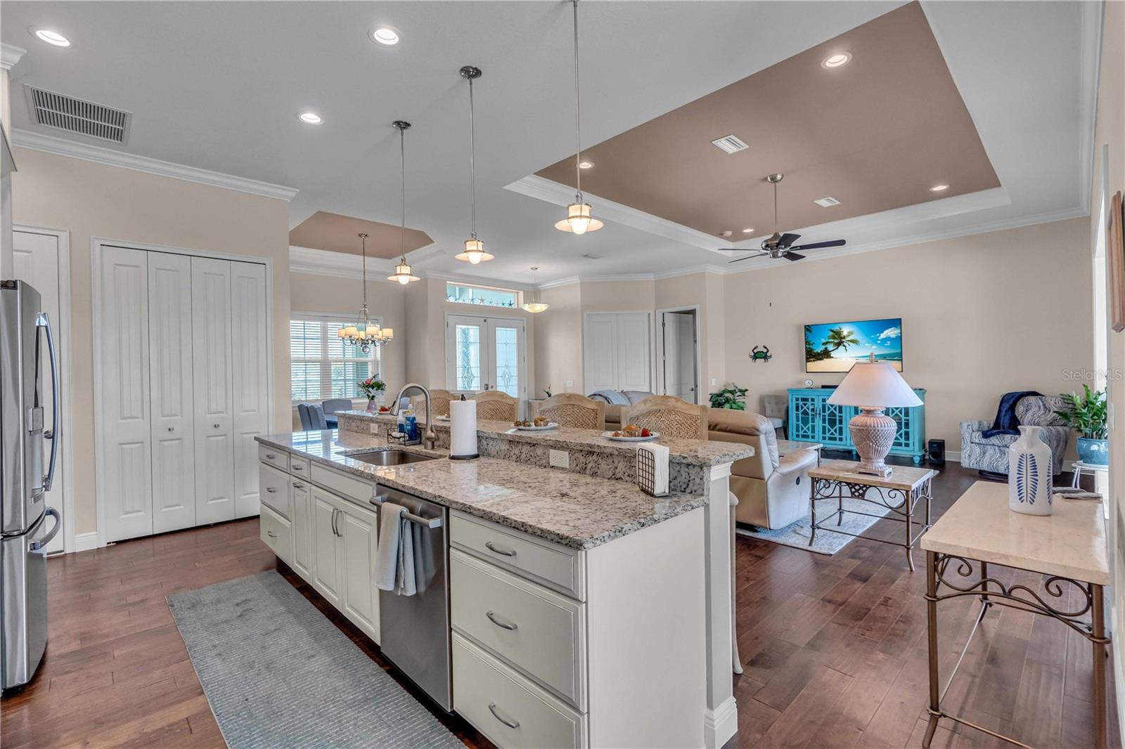 COTTAGES OF CURRY CREEK - Residential Lease