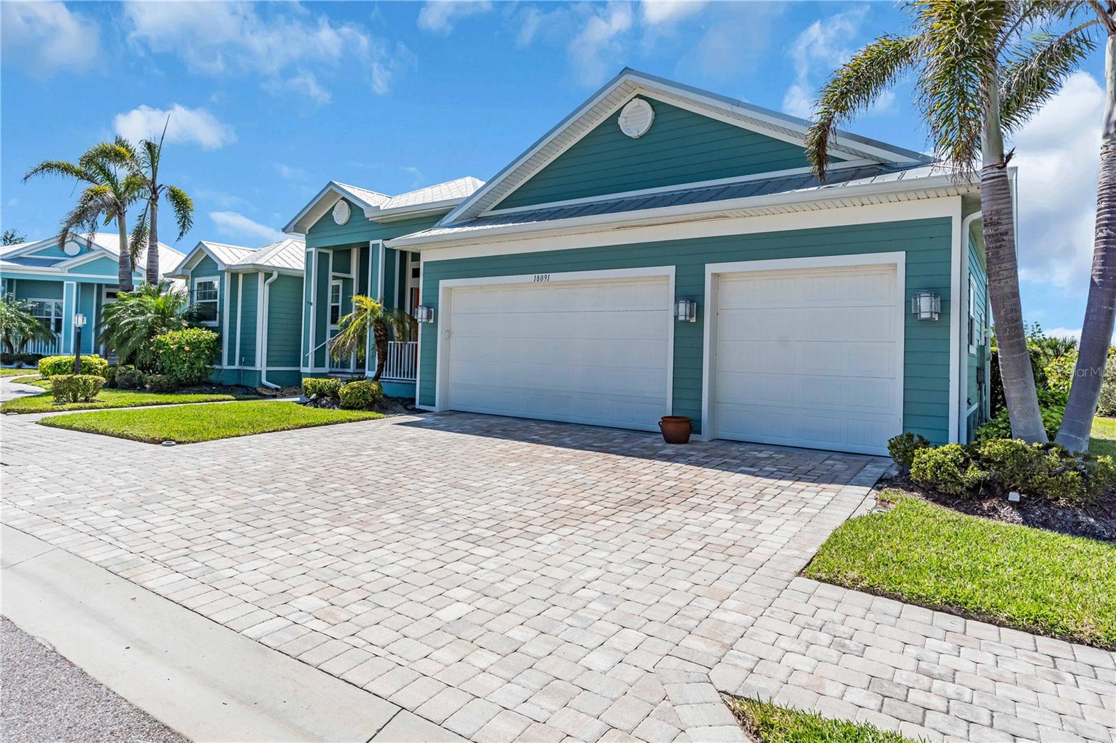 COTTAGES OF CURRY CREEK - Residential Lease