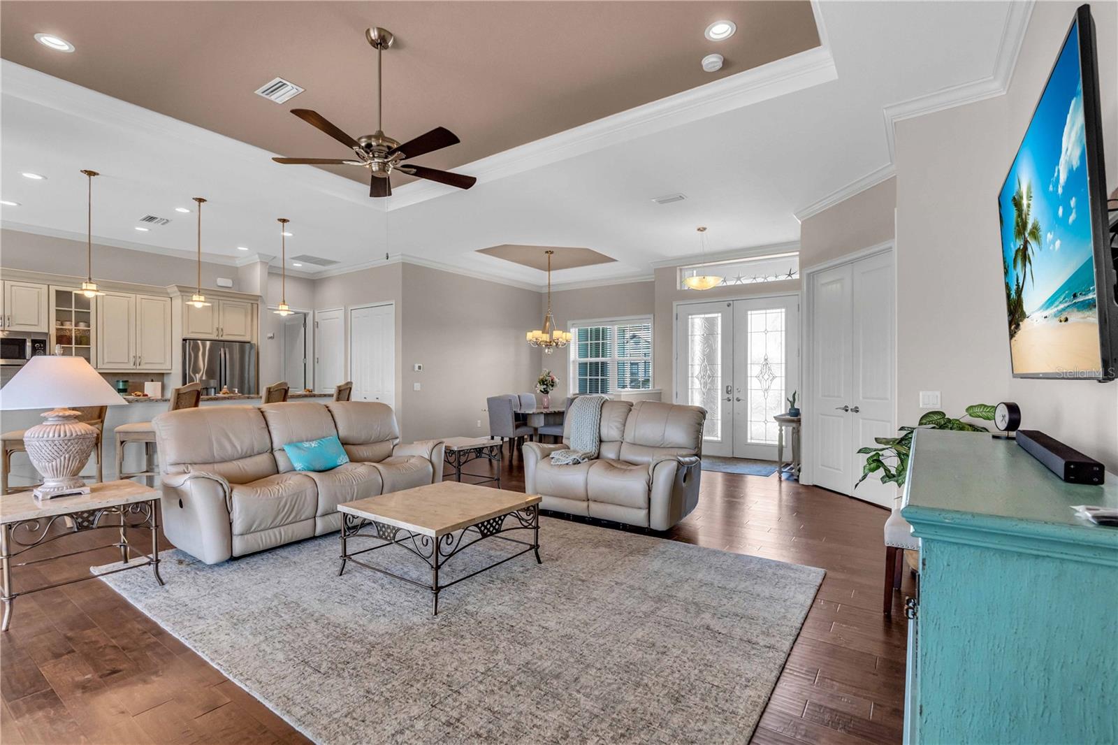 COTTAGES OF CURRY CREEK - Residential Lease