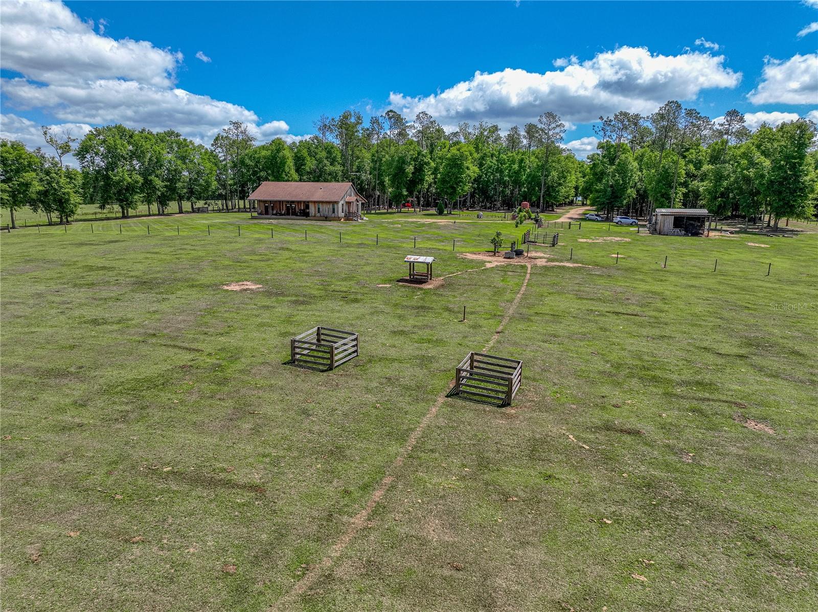 ACREAGE - Residential