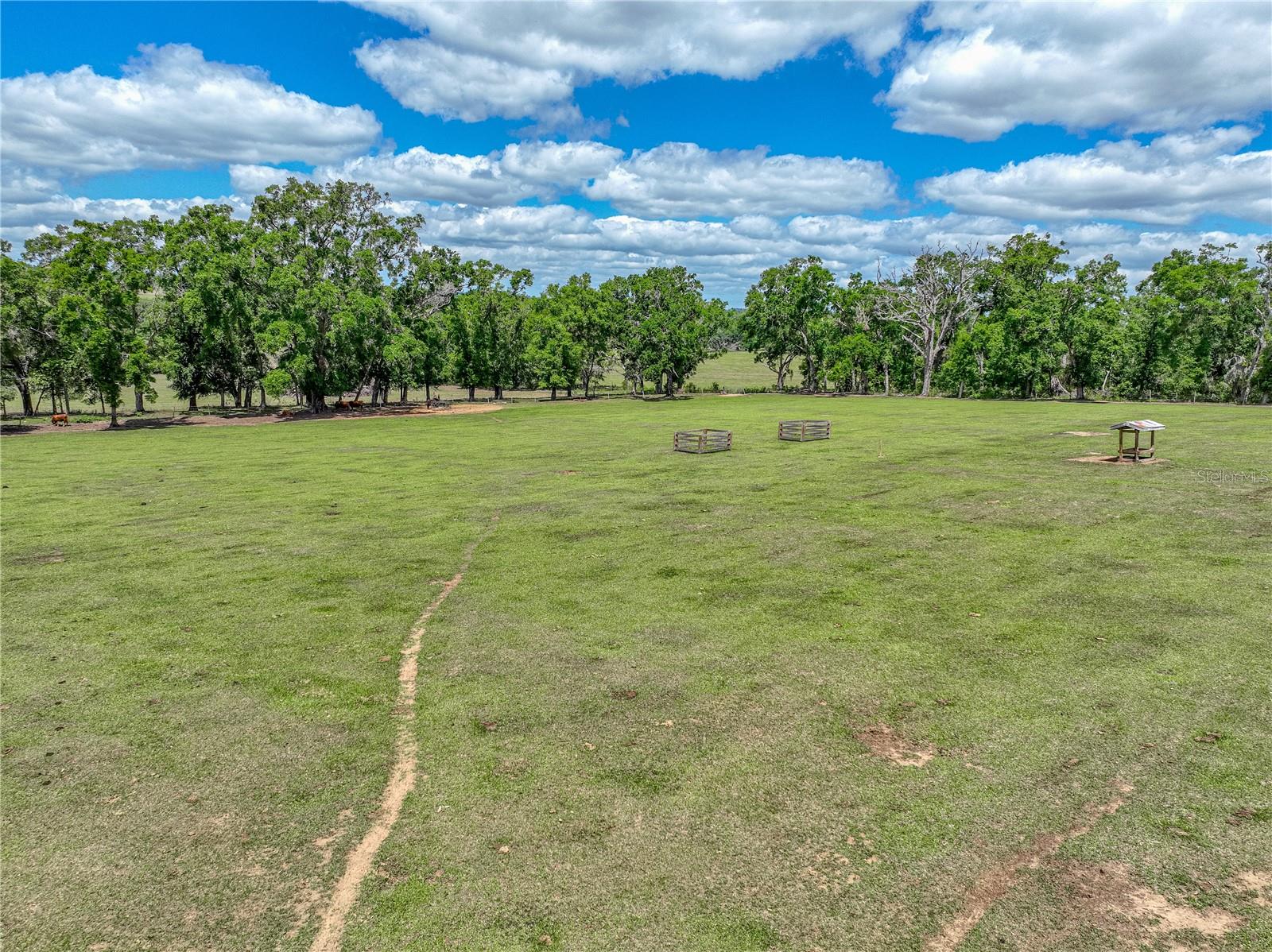 ACREAGE - Residential