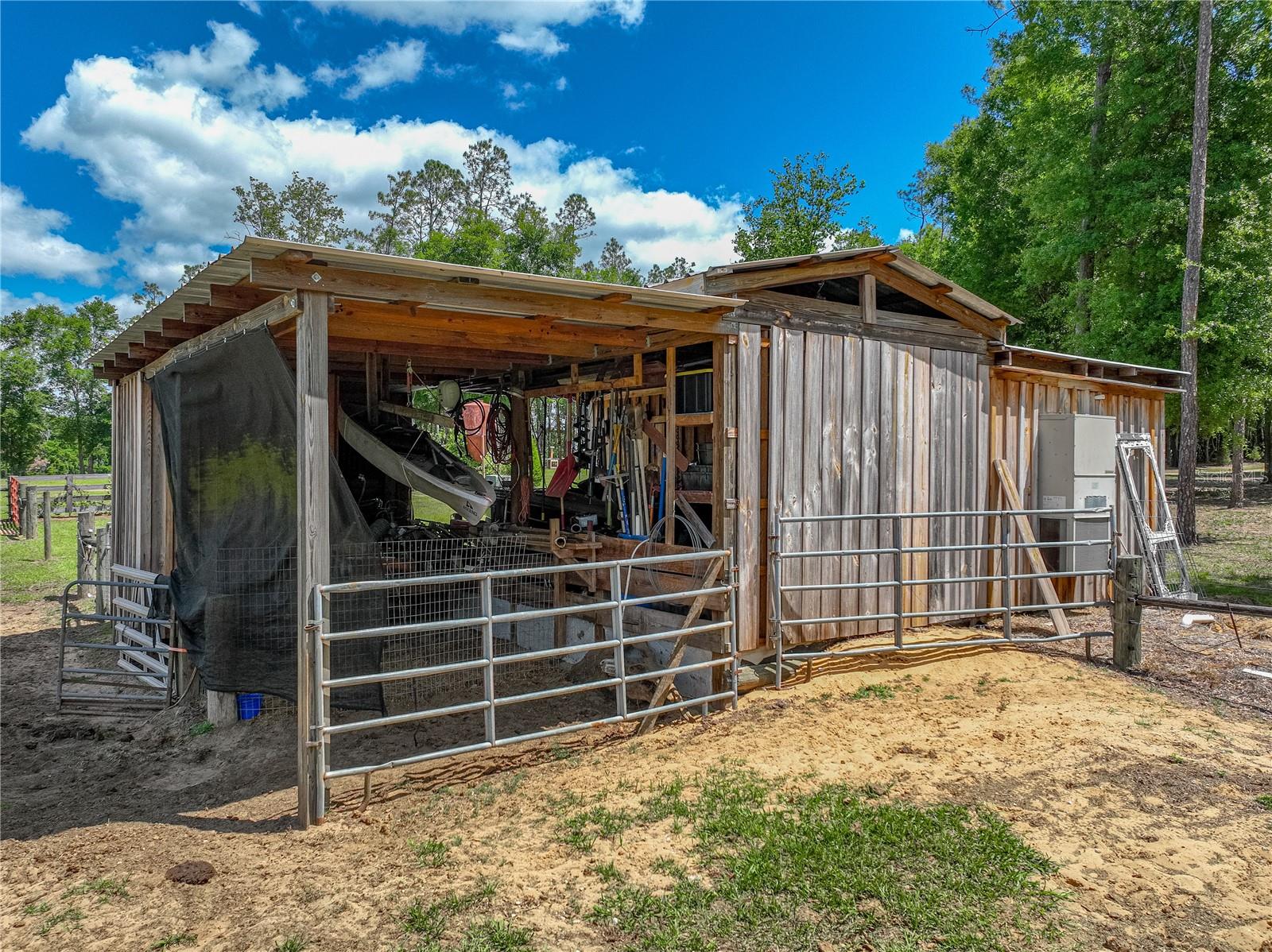 ACREAGE - Residential